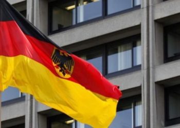 Ambasada gjermane jep njoftimin e rëndësishëm: Ja kushtet që duhet të plotësojnë udhëtarët nga Shqipëria