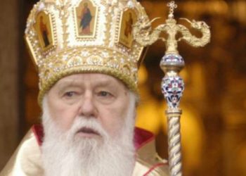 Tha se Covid ishte ndëshkimi i Zotit për homoseksualët, infektohet patriarku Ortodoks