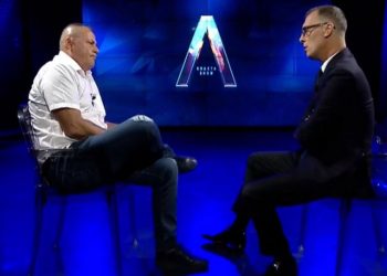 Adi Krasta VS Muç Nano, një duel i pabarabartë