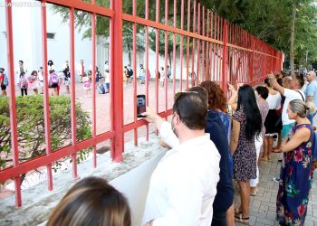 ‘Një koordinator në çdo shkollë’/ Manastirliu flet për masat anti-COVID: Kemi prioritet testimin e nxënësve dhe mësuesve