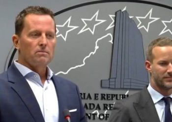 Premtimi i Grenell në Kosovë: Kam ardhur me njeriun që mban një çek të madh për Ju!