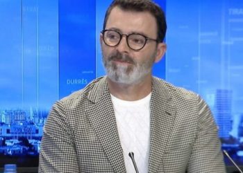 Listat e hapura/ Hyseni: Opozita pa alternativë dhe në gjendje të mjerueshme, Presidenti kërkon të jetë lideri i tyre