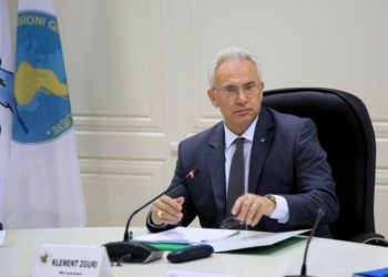 Jep dorëheqjen kryetari në detyrë i KQZ-së, Klement Zguri