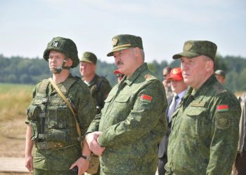 “Ajo që ndodhi në Ukrainë do duket si një shëtitje në park”/ Paralajmërimi i Lukashenkos: Nëse opozita vjen në pushtet…