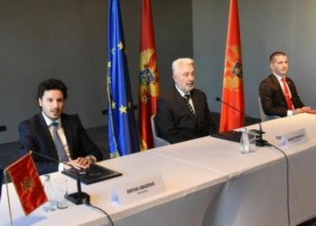 Arrihet marrëveshja, opozita malazeze gati për të formuar qeverinë e re