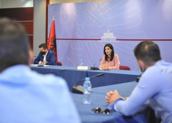Në fokus lufta kundër pastrimit të parave, Gjonaj: Për herë të parë një ligj për ndërmjetësit e pasurive të paluajtshme