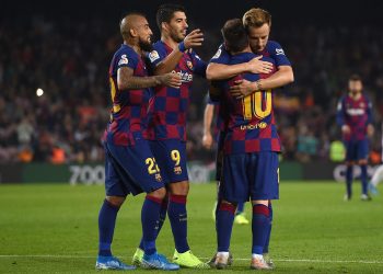 “Vidal luante, sepse ishte shok i Messit”/ Ivan Rakitic, “helm” ndaj ish-shokëve te Barça: Nuk i kuptova disa vendime…