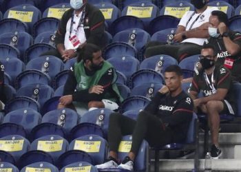 Portugalia dhe Juventus në ankth për Ronaldon, trajneri Santos tregon problemet fizike të yllit portugez