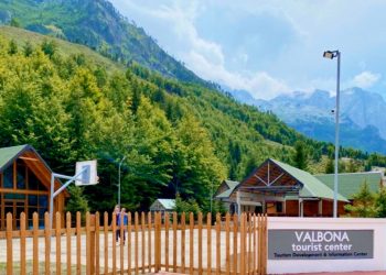 Hapet Qendra Turistike e Valbonës, Rama: Tropojën e kanë shfrytëzuar veç për vota, shkundëm pluhurin e harresës