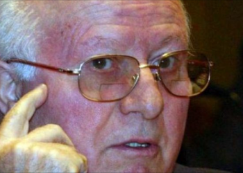 Sabit Brokaj, kardiologu që hapi shtigjet e maleve shqiptare për armët e UÇK-së (dhe armiqësia me ish-shokun e partisë, Sali Berisha)