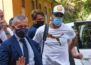 E bujshme/ Nisin hetimet për Luis Suarez, kopjoi në provim për të marrë shtetësinë italiane