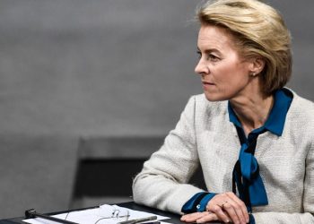 Helmimi i kryetarit të opozitës ruse, reagon BE: Akt i neveritshëm e frikacak, autorët të dalin para drejtësisë