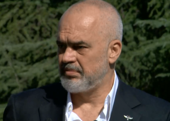 “Duhet shmangur mbyllja e dytë”, Rama: Covidin s’e vret qeveria me çifte, mos dëgjoni delirantë të dalë mendsh