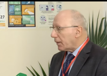 Mjekët: 20% e qytetarëve në Tiranë të imunizuar nga COVID, të rishikohet protokolli i trajtimit