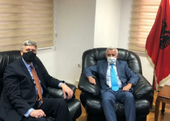 Ambasadori Minxhozi takohet me ambasadorin e SHBA-ve në Prishtinë: Në fokus situata politike dhe ajo e pandemisë