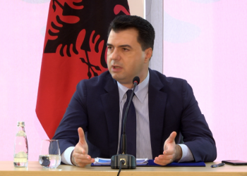 Basha bën parashikimin “e zi”: Shumë shpejt nivel alarmant infektimesh e vdekjesh nga COVID, prokuroria të nisë hetimet