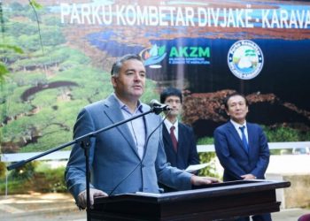 Guroret/ Klosi: Mali i Tomorit u shndërrua në një katrahurë urbanistike, do të kthehet në një destinacion turistik