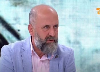 Konspiracionisti Alfred Cako: Në 30 ditët e ardhshme do ndodhin tri gjëra…