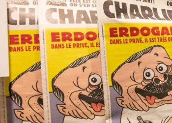 Karikaturat e “Charlie Hebdo”, plas debati mes Shehut dhe Nanos: Kur fyen një hebre shkon në burg…