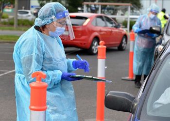 Ulen shifrat e COVID, Australia lehtëson masat kufizuese