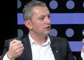 Djali i Remzi Hoxhës tregon 2 ngjarjet ku dëshmitar ishte i ati: Berisha u takua me Slobodan Milosheviçin