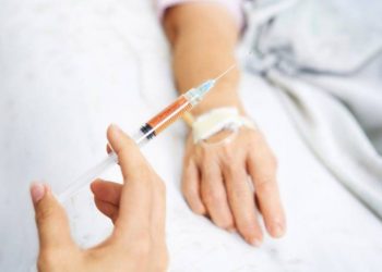 Holanda merr vendimin e papritur, mbështet eutanazinë për fëmijët e sëmurë nën 12 vjeç