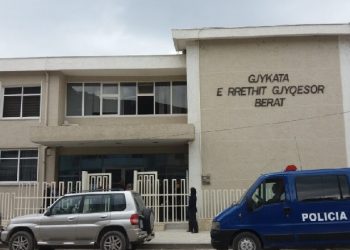 Punonjësja konfirmohet me COVID-19, reduktohet puna në Gjykatën e Beratit: Do të shqyrtohen vetëm…