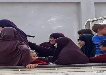 Gazetari jep lajmin: Eva Dumani gjendet në kampin në Siri, pritet të riatdhesohet bashkë me disa fëmijë të tjerë