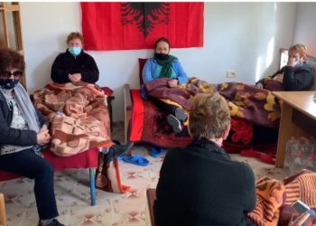 17 ditë në grevë/ Gratë e naftëtarëve: Nuk tërhiqemi! Rama është vetë ligji, vetë maliqi, t’i japi zgjidhje
