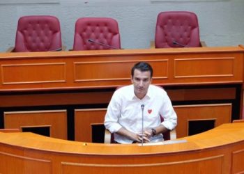Nga artistët e mjekët, tek akademikët dhe aktivistët e luftës, Veliaj u vendos rrugëve të Tiranës emrat e personaliteteve