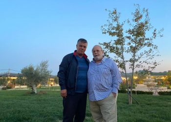 Lefter Koka sinjale bashkëpunimi me PS, takim i papritur me Fatos Nanon: E majta shqiptare është kjo që është sot, falë tij