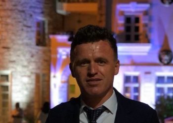 U plagos në atentat/ Shefi i policisë Bashkiake në gjendje të rëndë, niset me urgjencë drejt Traumës