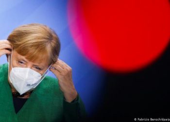 “Reduktoni kontaktet, takoni sa më pak njerëz”/ Infektime rekord, Merkel tjetër thirrje gjermanëve: Sjellja jonë vendos