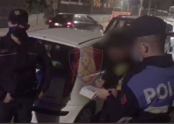 Mbajtja e maskës me detyrim, gjobiten 522 persona, 12 të tjerë shoqërohen në Polici