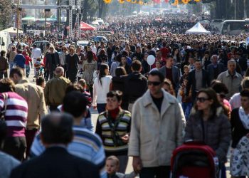 Statistikat/ Durrësi bëhet qyteti i dytë më i madh në vend, në Gjirokastër përgjysmohet numri i popullsisë