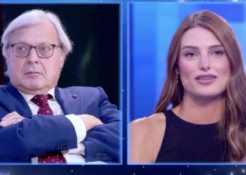 Vittorio Sgarbi tregon në TV natën me modelen italiane: Ishim bashkë për 7 orë, vetëm ne e dimë ç’ndodhi në atë dhomë
