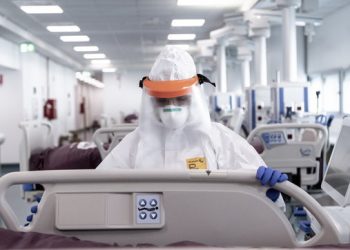 Në rast fluksi infektimesh, Zvicra do t’i mohojë spitalin personave mbi 85 vjeç!