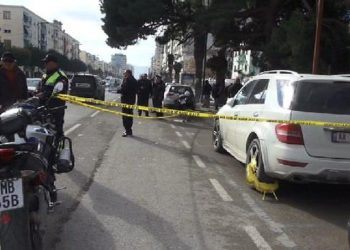 Stresi nga trafiku në Tiranë/ Një karusel sherri me policët dhe ngatërresash çfarëdo