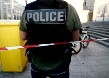 Paris/Sulmi me çekiç e thikë, Mes 5 viktimave, 4 janë fëmijë