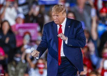 Trump ironizon Biden: Largohem nga vendi nëse mundem nga kandidati më i keq në historinë e politikës