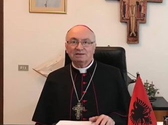 Imzot Frendo pas infektimit me COVID: “Mezi pres të kthehem në Arqidioqezë”