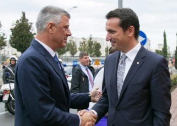 Veliaj në krah të Thaçit: Hashimi ashtu si UÇK, luftoi për lirinë, historia as mund të ndryshohet, as mund të harrohet