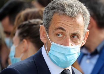 Francë/ Shtyhet gjyqi i ish-presidentit Sarkozy