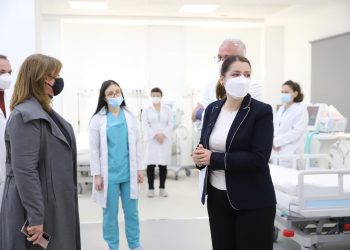 Manastirliu inspekton spitalin Covid 4: Bëhemi gati edhe për ato rajonale