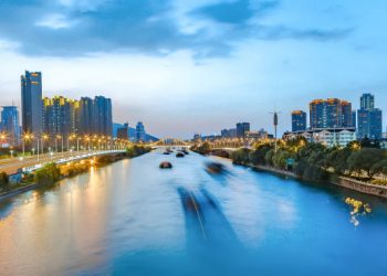 Pekini i kthen sytë nga teknologjia në luftën kundër ndotjes