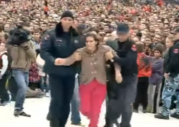 100 vjetori i Pavarësisë/ Mos harroni festën e turpshme të Berishës dhe Bashës!