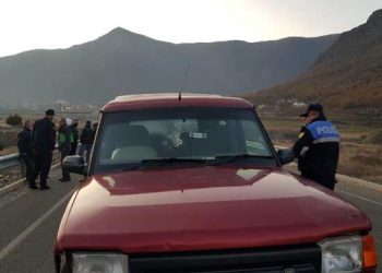 Atentati në Bulqizë/ Familja Tollja: Nuk është hera e parë që duan të na vrasin, djalit 15-vjeç i kanë vënë armën në kokë