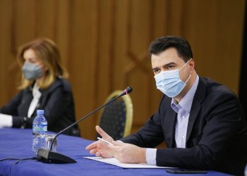 I akuzoi për fshehje të viktimave, Basha bën kthesë 360 gradë: Mjekët tanë janë të mrekullueshëm