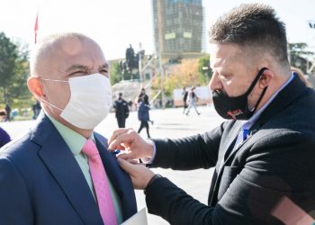 Ilir Meta po i përdor si kamikazë kandidatët e tij në rrethe