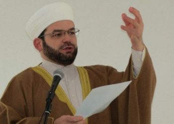 Turqia/ Myftiu i Shkodrës mesazh nga spitali: Po përballemi me virusin, e mira do e mundë të keqen!